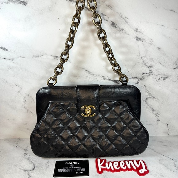 Chanel Frame Shoulder Bag CC Distressed Quilted Leather Black/Gold Thick Chain - Picture 2 of 16